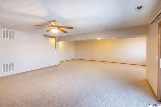 7337 S 53Rd Street Court, Lincoln, NE 68516