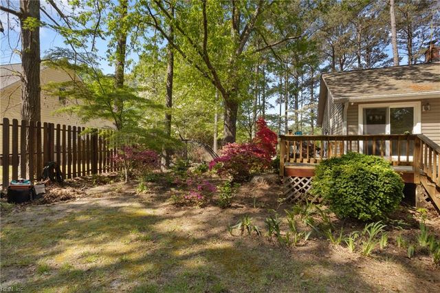 6931 Knoll Bay LN, Gloucester, VA 23061