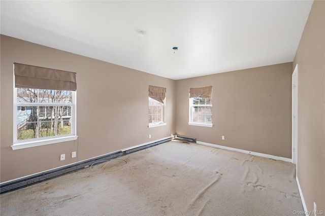 42 Autumn Drive, Poughkeepsie, NY 12603