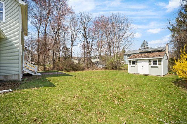 42 Autumn Drive, Poughkeepsie, NY 12603
