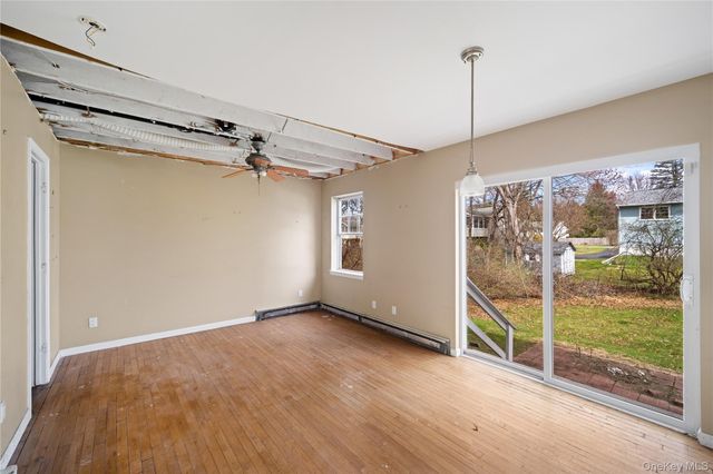 42 Autumn Drive, Poughkeepsie, NY 12603