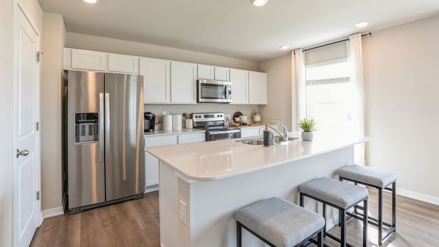 808 Fireside Drive NW, Bondurant, IA 50035