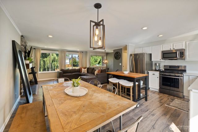 12906 87th Ave NE, Kirkland, WA 98034