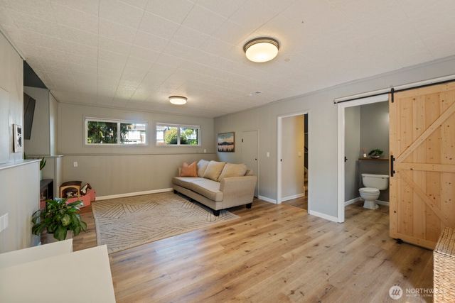 12906 87th Ave NE, Kirkland, WA 98034