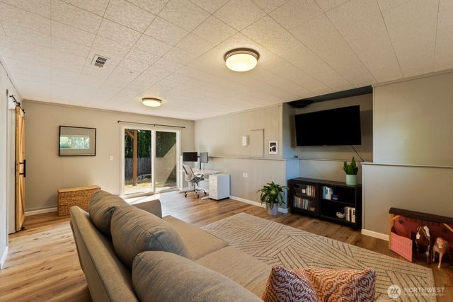 12906 87th Ave NE, Kirkland, WA 98034