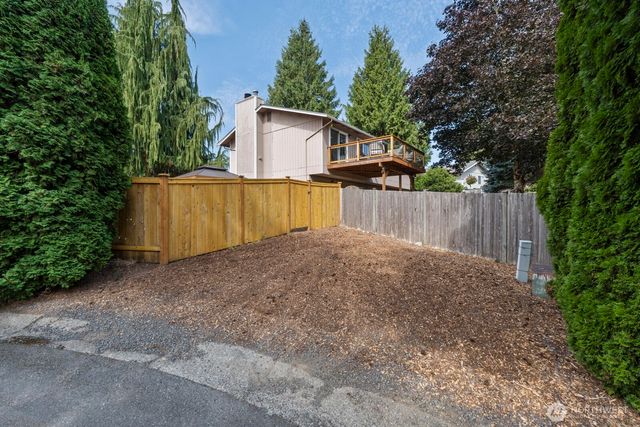 12906 87th Ave NE, Kirkland, WA 98034