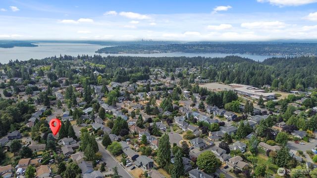 12906 87th Ave NE, Kirkland, WA 98034