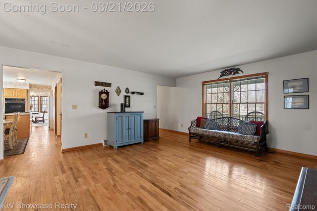 1941 Four Oaks, Commerce Charter Township, MI 48382