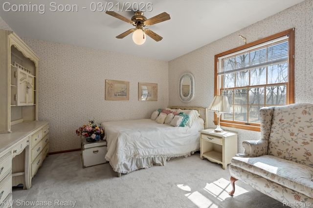 1941 Four Oaks, Commerce Charter Township, MI 48382