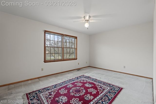 1941 Four Oaks, Commerce Charter Township, MI 48382