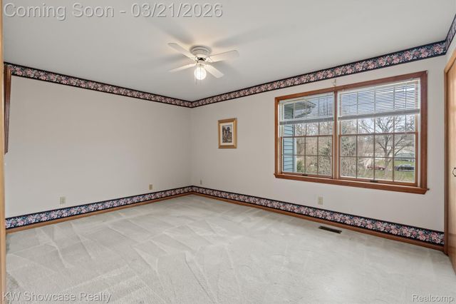 1941 Four Oaks, Commerce Charter Township, MI 48382