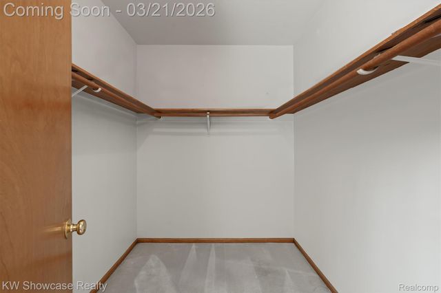 1941 Four Oaks, Commerce Charter Township, MI 48382