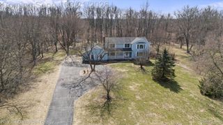 1941 Four Oaks, Commerce Charter Township, MI 48382
