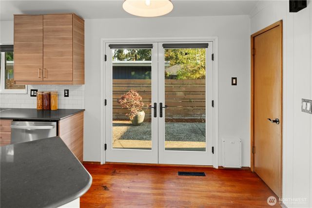 263 N 171st Street, Shoreline, WA 98133