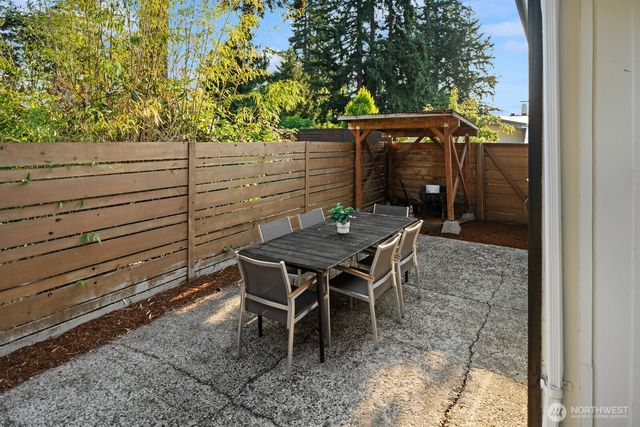 263 N 171st Street, Shoreline, WA 98133