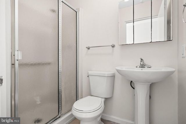 536 HEARTWOOD DR, Cherry Hill, NJ 08003