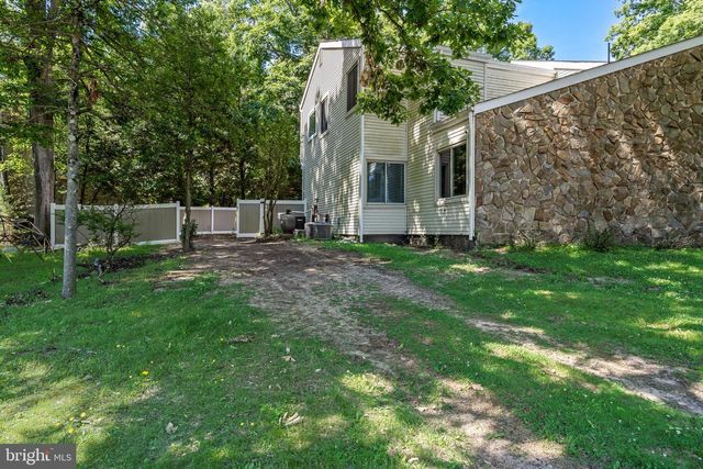 536 HEARTWOOD DR, Cherry Hill, NJ 08003