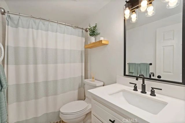 32005 Avenida Evita, San Juan Capistrano, CA 92675