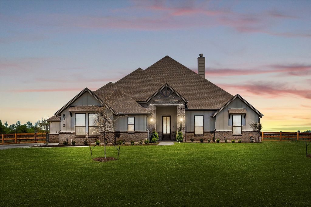 9312 Bluestem Lane, Dish, TX 76247