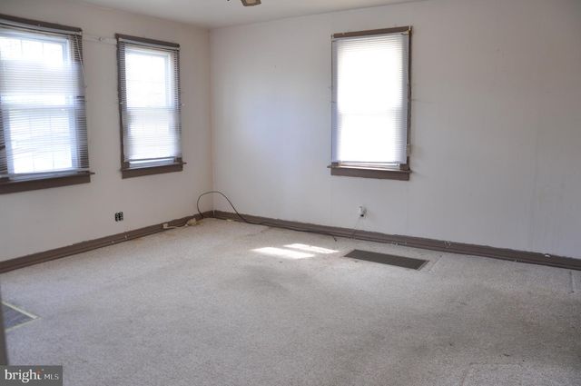 97 N READ AVE, Runnemede, NJ 08078