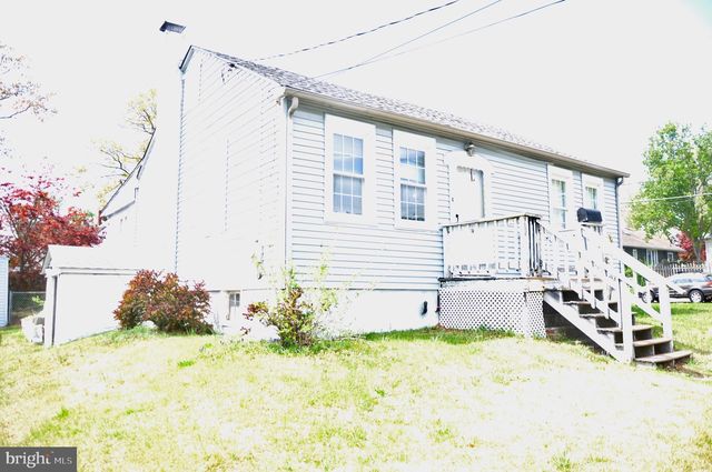 97 N READ AVE, Runnemede, NJ 08078