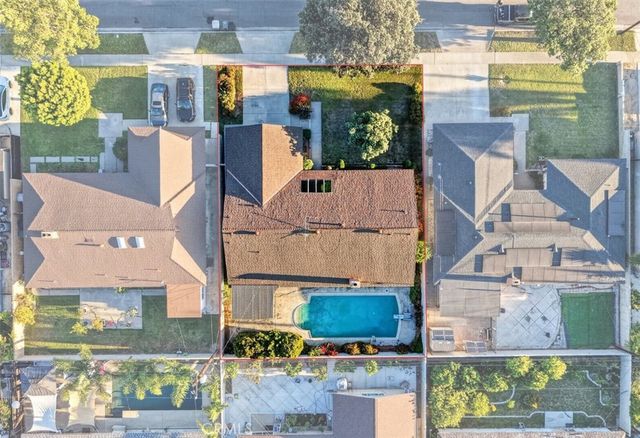 1963 W Chanticleer, Anaheim, CA 92804