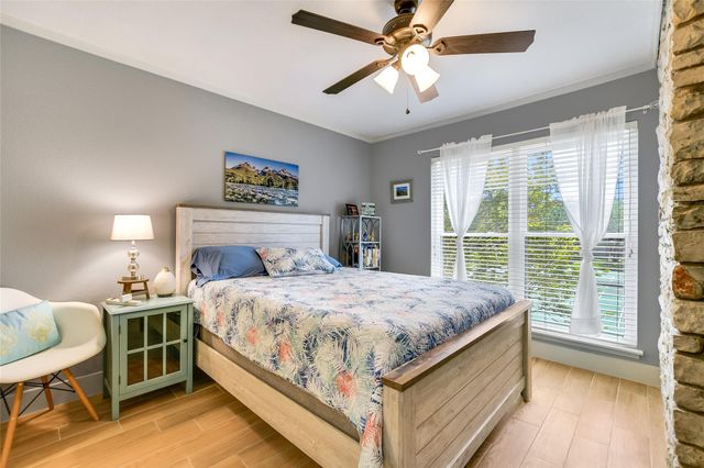 118 World Of Tennis SQ, Lakeway, TX 78738