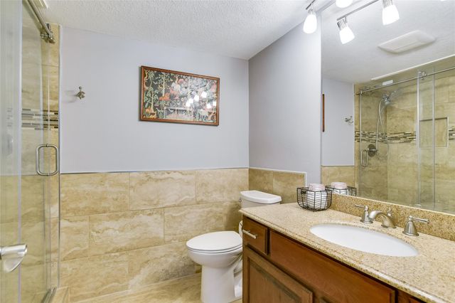 118 World Of Tennis SQ, Lakeway, TX 78738