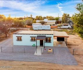 50644 N 1ST Street, Aguila, AZ 85320