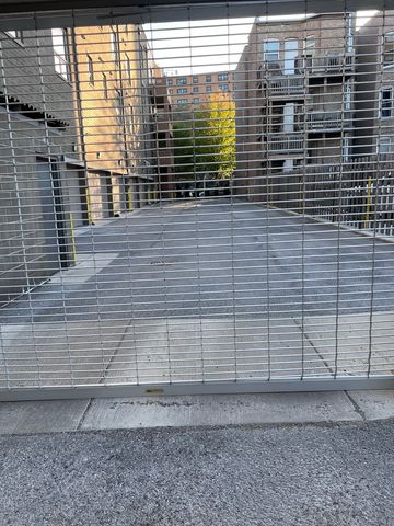 1208 E 64th Street 2E, Chicago, IL 60637