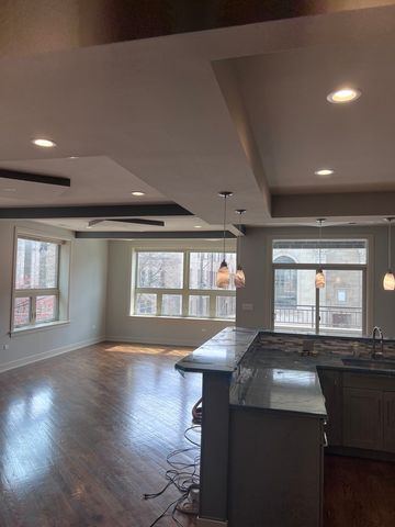 1208 E 64th Street 2E, Chicago, IL 60637