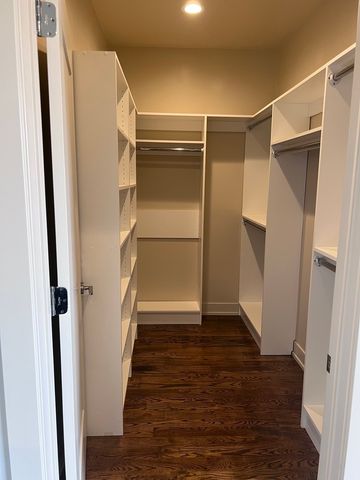 1208 E 64th Street 2E, Chicago, IL 60637