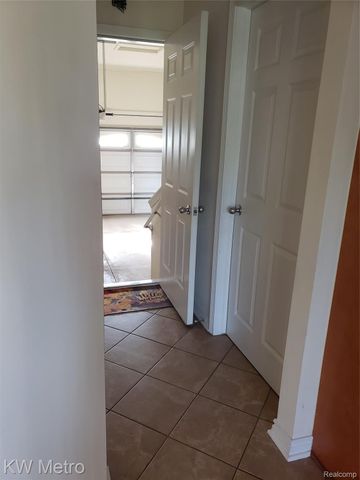 1227 LETICA Drive, Rochester, MI 48307