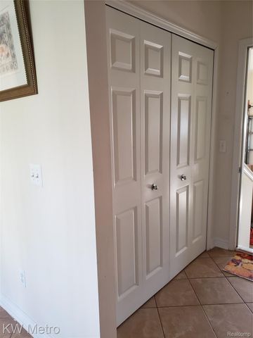 1227 LETICA Drive, Rochester, MI 48307