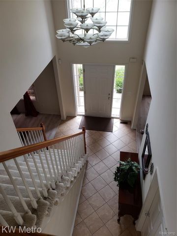 1227 LETICA Drive, Rochester, MI 48307