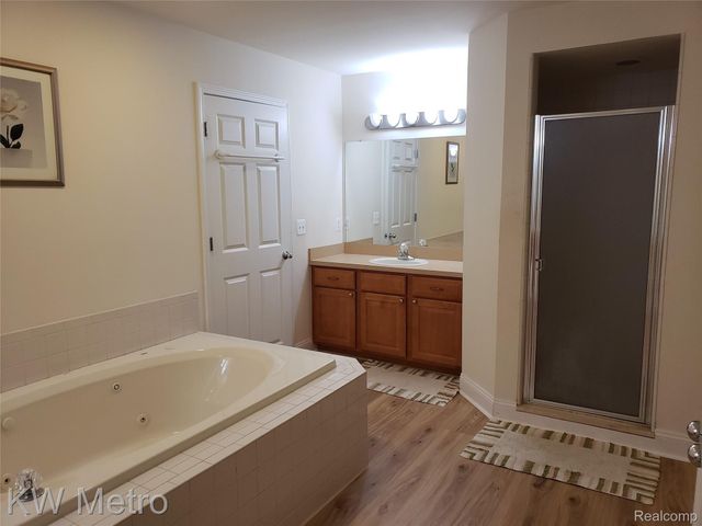 1227 LETICA Drive, Rochester, MI 48307
