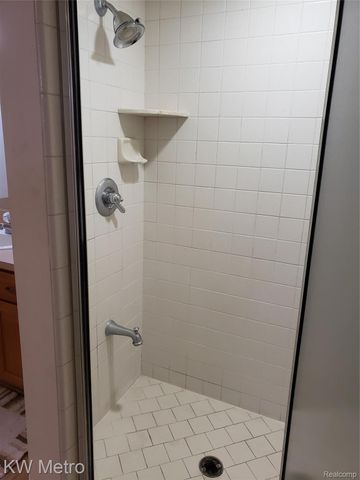 1227 LETICA Drive, Rochester, MI 48307