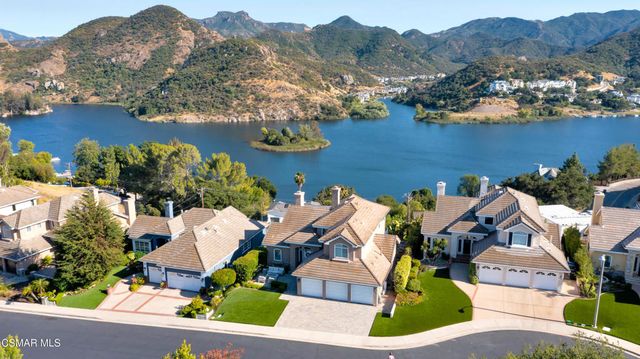 506 Cricketfield Court, Lake Sherwood, CA 91361