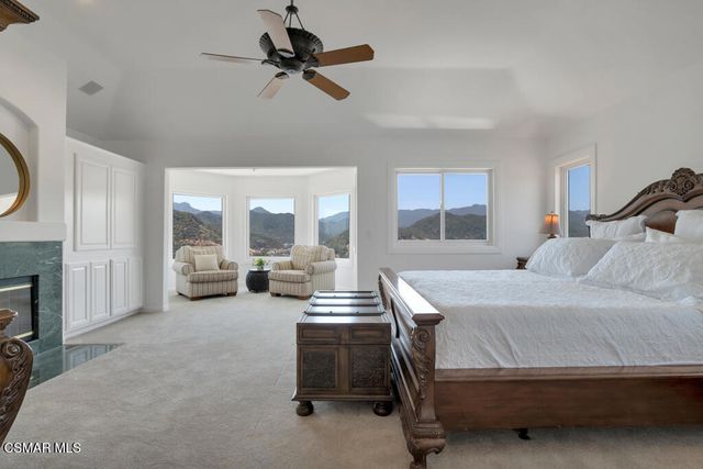 506 Cricketfield Court, Lake Sherwood, CA 91361