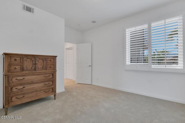 506 Cricketfield Court, Lake Sherwood, CA 91361