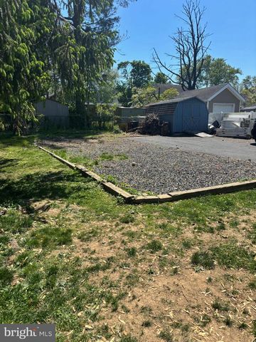 251 FITZWATERTOWN RD, Willow Grove, PA 19090