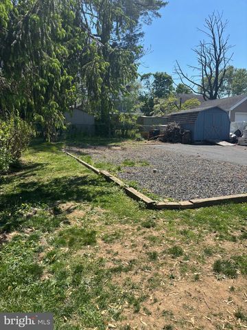 251 FITZWATERTOWN RD, Willow Grove, PA 19090