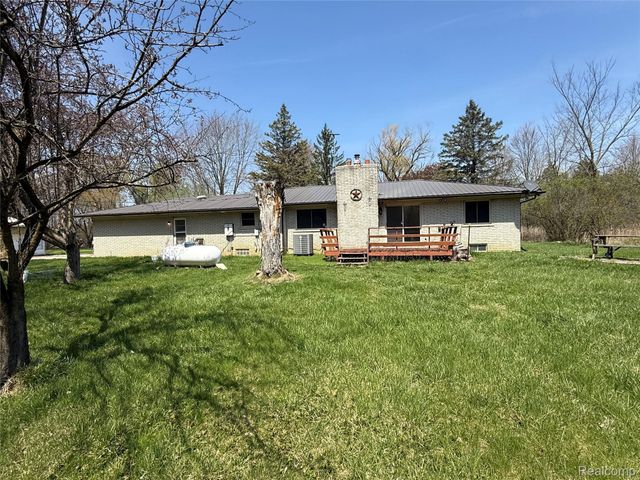 11779 Dunn Road, St. Clair, MI 48041