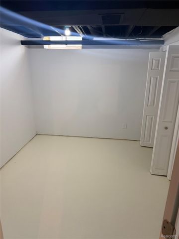 11779 Dunn Road, St. Clair, MI 48041