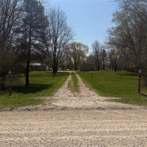 11779 Dunn Road, St. Clair, MI 48041