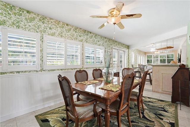 8948 Crest LN, Fort Myers, FL 33907