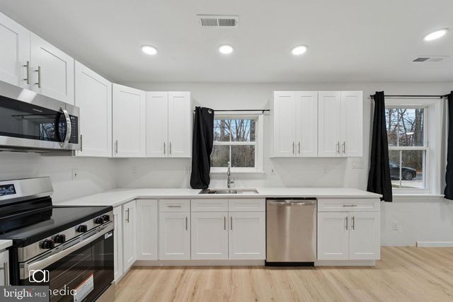 303 GOOSEBERRY RD, Millville, NJ 08332