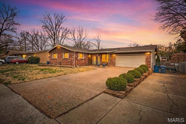 139 Cole Boulevard, St Charles, MO 63301