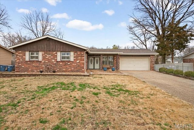 139 Cole Boulevard, St Charles, MO 63301