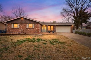 139 Cole Boulevard, St Charles, MO 63301